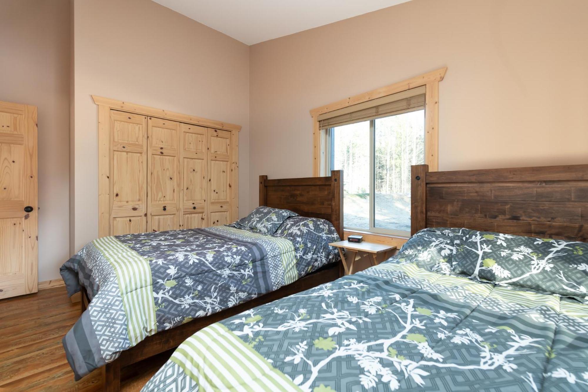 Villa Mama Bear Valemount Esterno foto