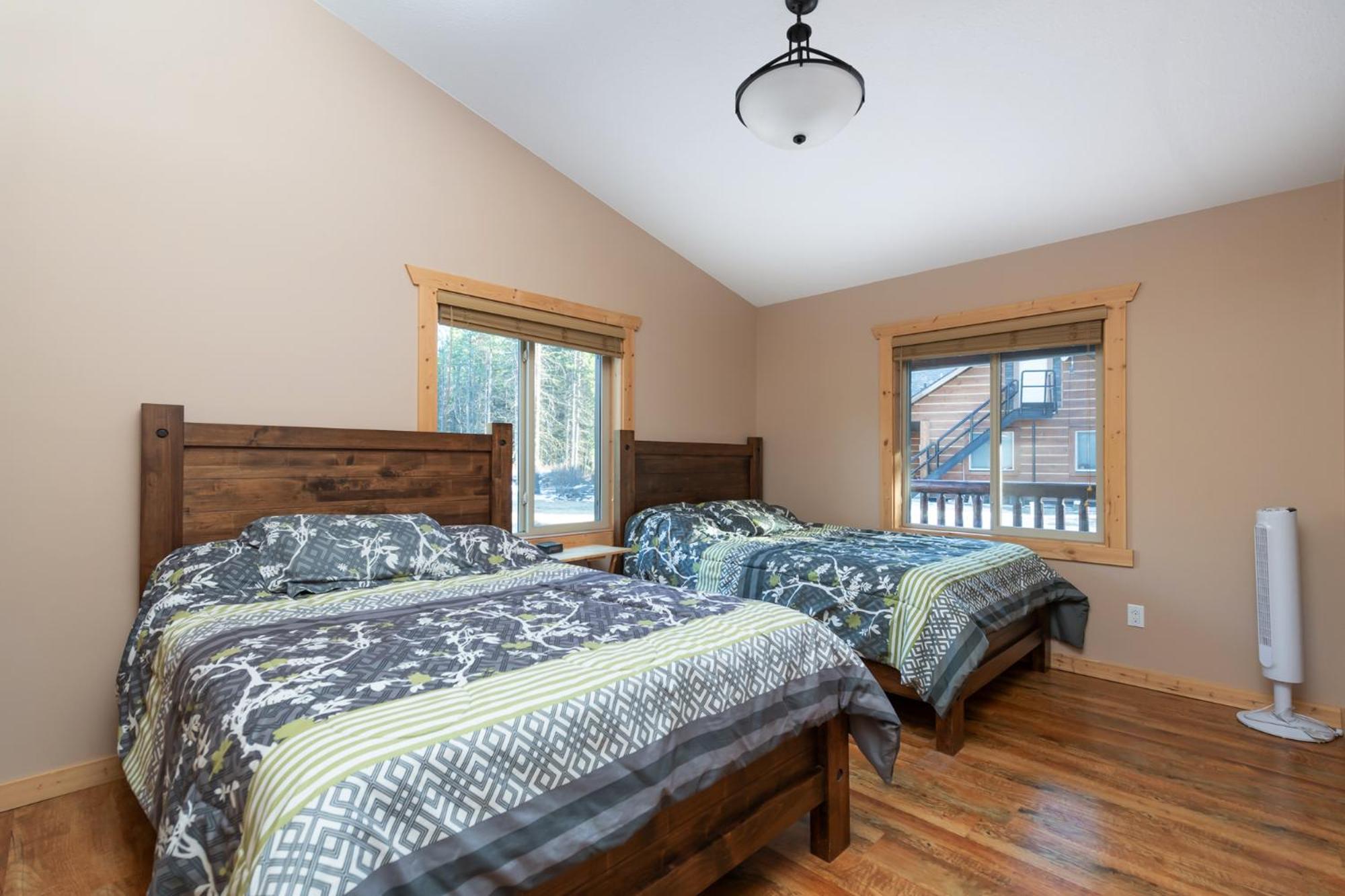 Villa Mama Bear Valemount Esterno foto